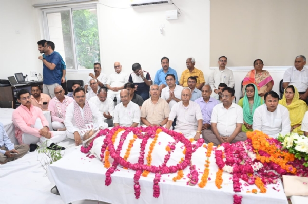 संघ के वरिष्ठ प्रचारक माणकचंद  की पार्थिव देह