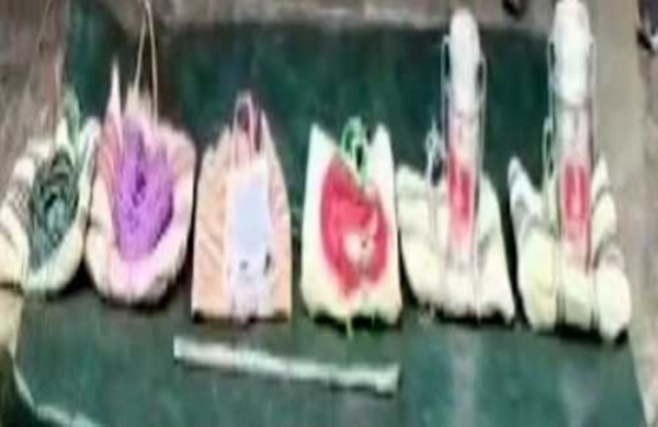बरामद विस्फोटक व नक्सन सामगी