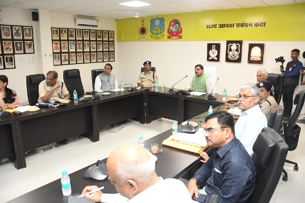 मुख्यमंत्री डॉ. मोहन यादव ने की वर्षा प्रभावित क्षेत्रों की समीक्षा