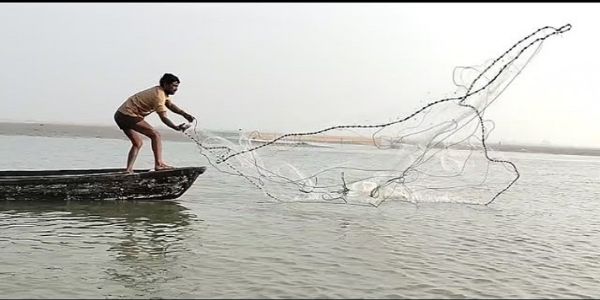 पश्चिम बंगाल मत्स्य विभाग का सख्त निर्देश समुद्र में मछली पकड़ने के लिए अनिवार्य होगा फोटो पहचान पत्र