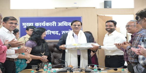 ठाणे जिला परिषद में हुआ निवृति से पूर्व कलेक्टर अशोक शिंगारे का विदाई समारोह