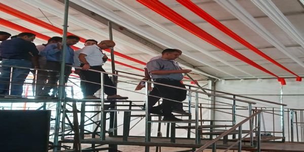 प्रधानमंत्री का दौरा: कमिश्नर ने जनसभा स्थल का निरीक्षण किया, मंच की मजबूती समेत सभी तैयारियों का लिया जायजा