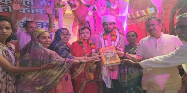 खंडवाः छतरपुर की शिफा ने अपनाया सनातन धर्म, हिंदू युवक से की शादी
