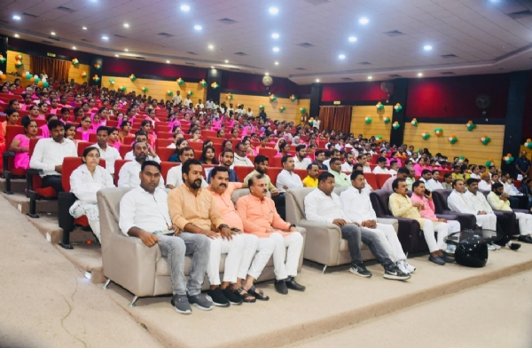 कन्नौज: मानव विकास के लिए आंगनवाड़ी सबसे महत्वपूर्ण मन्दिर: आनंदी बेन