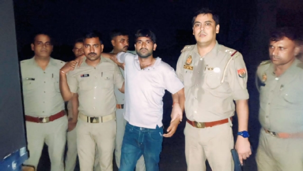 गिरफ्तार अभियुक्त