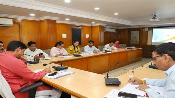 शहरी गरीबी उपशमन प्रकोष्ठ विभाग एवं न्यू मिशन फोर अर्बन पॉवरटी एलीवेशन की समीक्षा बैठक