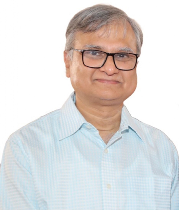 प्रो अजीत कुमार की फ़ाइल फोटो
