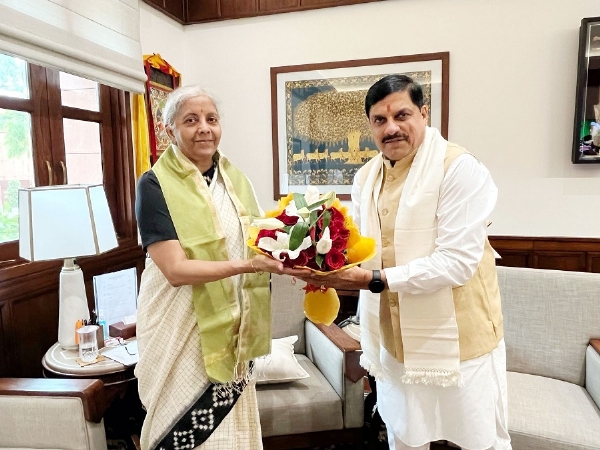 केंद्रीय वित्त मंत्री निर्मला सीतारमण से मिले मुख्यमंत्री डॉ. मोहन यादव