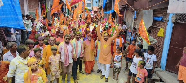 शिव सत्संग मण्डल की भव्य कांवर यात्रा प्रमुख मार्गों से निकाली गई