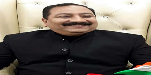 हिसार : मनोहर मोर्चा के जिला अध्यक्ष डॉ. हेमंत आहुजा का इस्तीफा