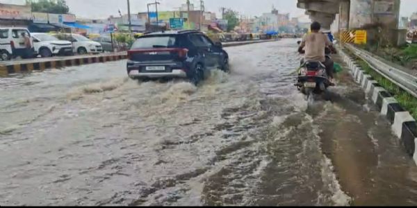 झमाझम बारिश ने खोली पलवल प्रशासन की पोल