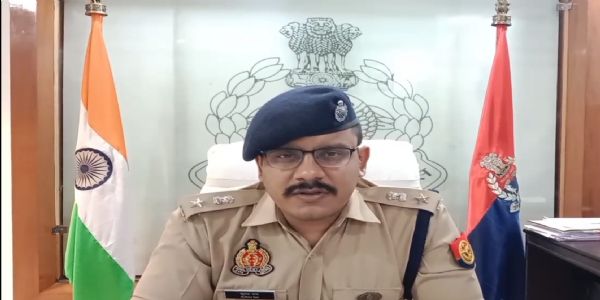 बागपत एसपी ने 13 इंस्पेक्टर के कार्यक्षेत्र बदले