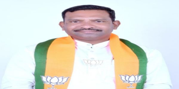 नवोदय विद्यालय के प्रतिभाशाली खिलाड़ियों को खेल कोटे में मिले समान अवसर: सांसद सवरा