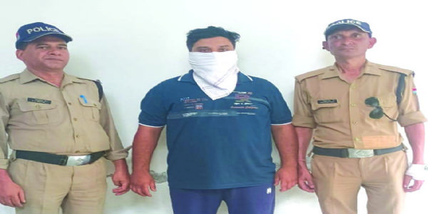बच्चों के झगड़े में पड़ोसी की गला दबाकर की थी हत्या, आरोपित गिरफ्तार