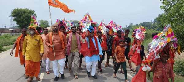 शिव सत्संग मण्डल की भव्य कांवर यात्रा प्रमुख मार्गों से निकाली गई