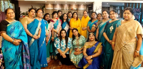 कानपुर में इनर व्हील क्लब कानपुर शाइन का अधिष्ठापन समारोह में सम्मानित की गई सदस्यों एवं पदाधिकारीयों का ग्रुप का छायाचित्र