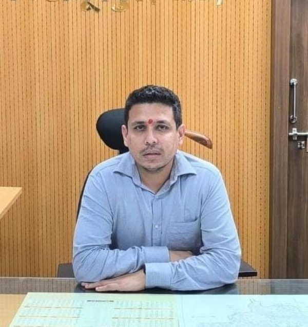 कलेक्टर हर्षल पंचोली