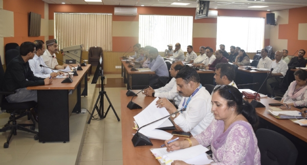 बैठक की अध्यक्षता करते हुए उपमुख्य सचेतक।