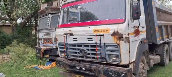थाने में जब्त हाइवा