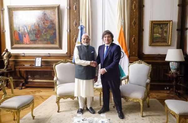 प्रधानमंत्री नरेन्द्र मोदी और अर्जेंटीना के राष्ट्रपति जेवियर माईली के बीच प्रतिनिधिमंडल स्तर की वार्ता