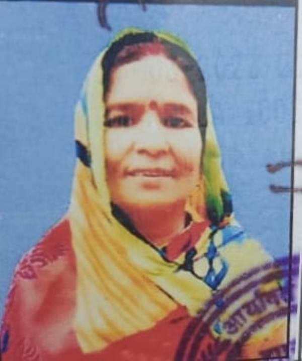 महिला ने घर में लगा ली फांसी, मौत से परिजनों में मचा कोहराम
