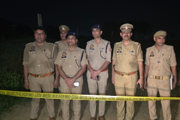 पुलिस टीम