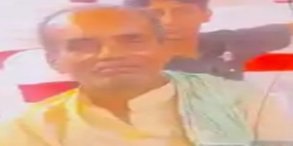 कलयुगी बेटे ने पिता की तलवार से काटकर की हत्या