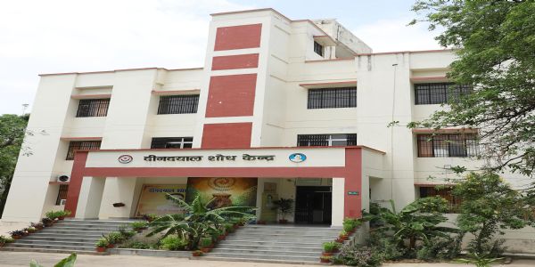 सीएसजेएमयू में एक वर्षीय कर्मकांड में डिप्लोमा की हुई शुरुआत, सेना में बन सकते हैं धर्मगुरु: निदेशक