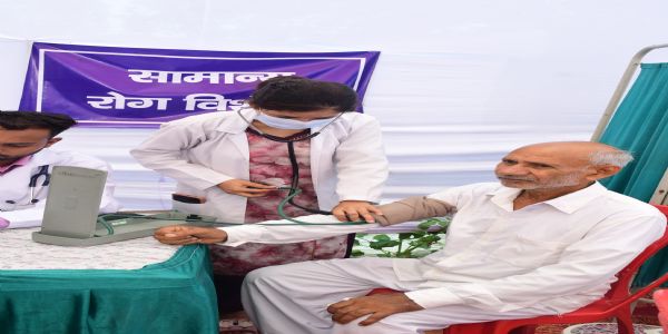 इंडियन ऑयल कॉरपोरेशन ने किया मेगा हेल्थ कैंप का आयोजन