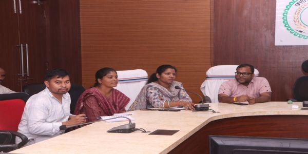 सूरजपुर : ई-ऑफिस प्रणाली के प्रभावी क्रियान्वयन हेतु जिला स्तरीय प्रशिक्षण संपन्न