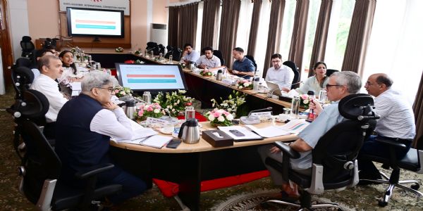 मुख्यमंत्री उमर अब्दुल्ला ने एसकेआईसीसी और जेकेटीडीसी बोर्ड बैठकों की अध्यक्षता की