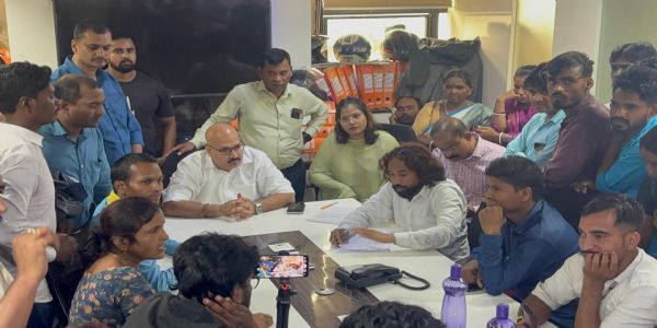 जेएलकेएम की पहल पर कर्मियों को मिला न्याय, कंपनी से वेतन पर बनी सहमति