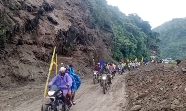 नौ घंटे बाद खुला मंडी-कुल्लू मार्ग