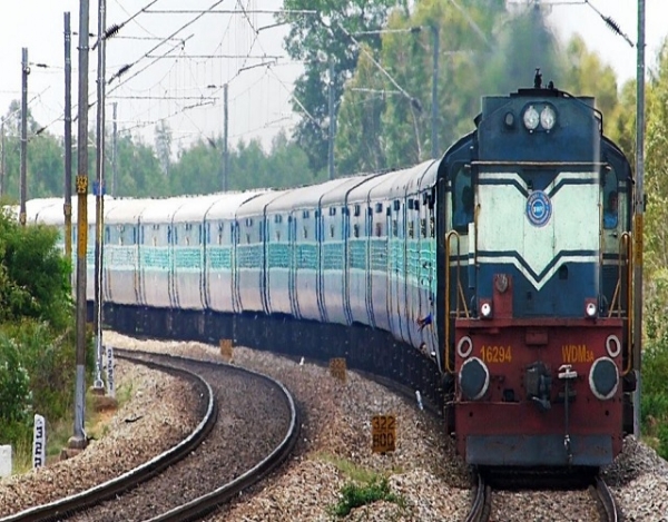 कानूनी कदम उठाने की तैयारी में रेलवे