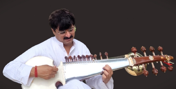 विवेक नावरे
