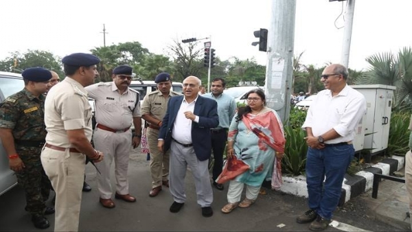 भोपालः सुप्रीम कोर्ट की सड़क सुरक्षा समिति के अध्यक्ष न्यायमूर्ति सप्रे ने किया ब्लैक स्पॉट्स का निरीक्षण