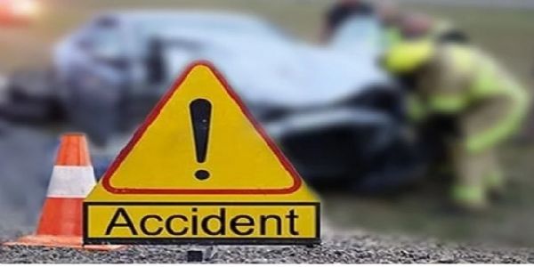 बांकुड़ा में बस पलटी, कई घायल