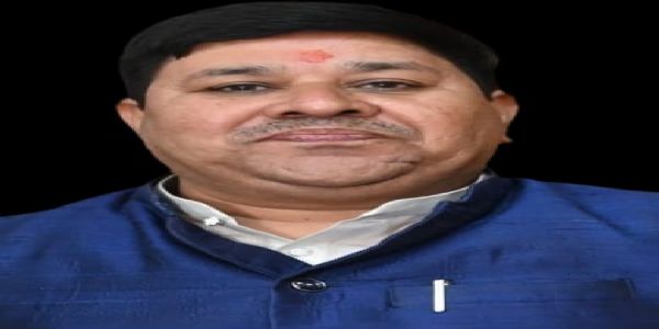 मुख्यमंत्री एक्सीलेंस स्कूलों में शिक्षकों की भारी कमी : अजय