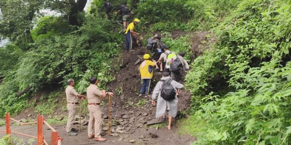 केदारनाथ यात्रा बंद, राज्य के पांच जिलों में बारिश का अलर्ट