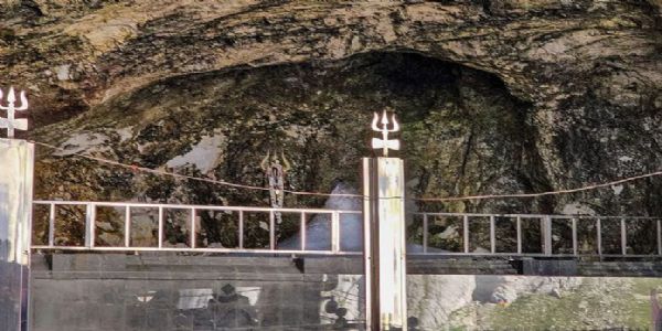 भारी बारिश के बाद 3 अगस्त तक रोकी गई अमरनाथ यात्रा