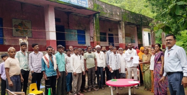 सुरक्षित शिक्षा के लिए जनजाति समाज के प्रकाश ने घर देकर रोशन की राह