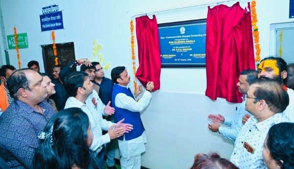 ग्वालियरः उप मुख्यमंत्री ने किया हज़ार बिस्तर अस्पताल में एनसीडी क्लीनिक का शुभारंभ