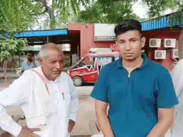 बीके अस्पताल में मृतक के परिजन।