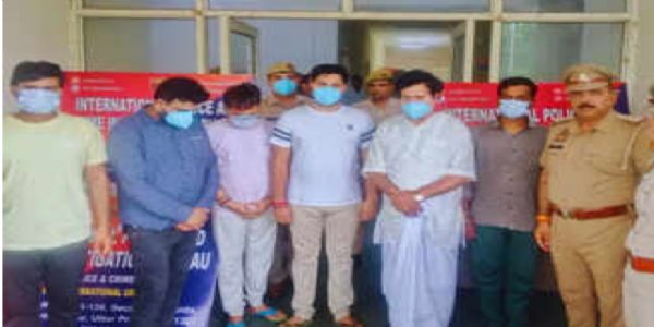 गौतमबुद्धनगर पुलिस ने किया फर्जी पुलिस व आईबी कार्यालय का भंडाफोड़,छह आरोपित गिरफ्तार