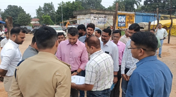 धर्मजयगढ़  में मुख्यमंत्री का आगमन की तैयारियों का अवलोकन करने पहुंचे जिला प्रशासन टीम