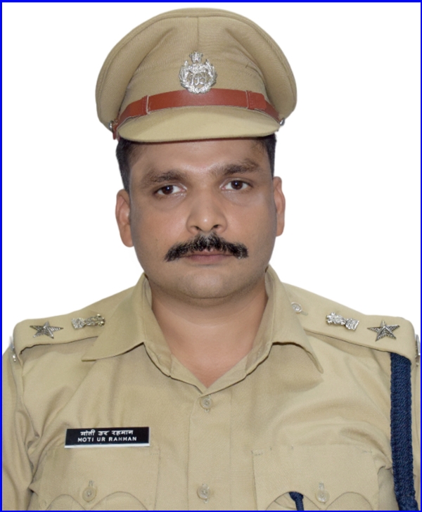 पुलिस अधीक्षक मोती उर्र हमान