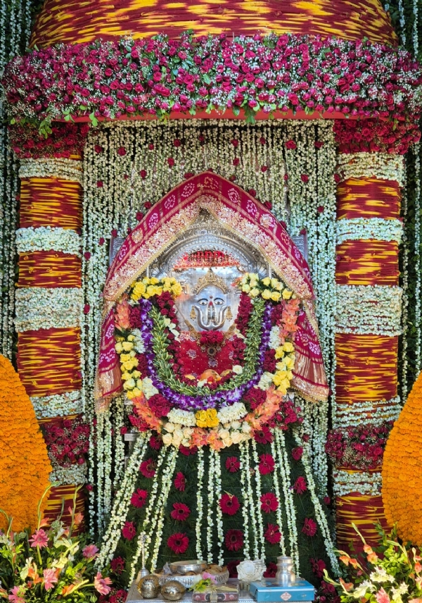 दादी जी का मंदिर