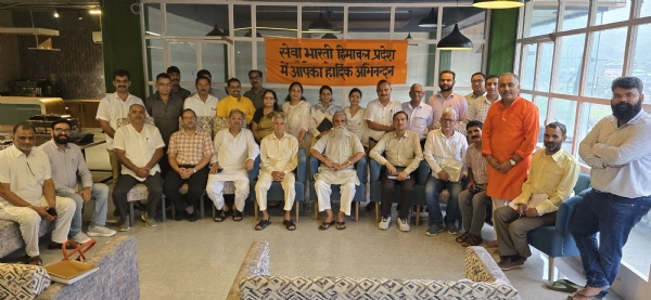 सेवा भारती हिमाचल प्रदेश के नवनिर्वाचित अध्यक्ष विनोद अग्रवाल अपनी कार्यकारिणी के साथ।