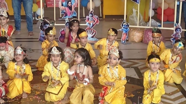 Govind Devji temple resonated with the laughter of little Bal Gopal