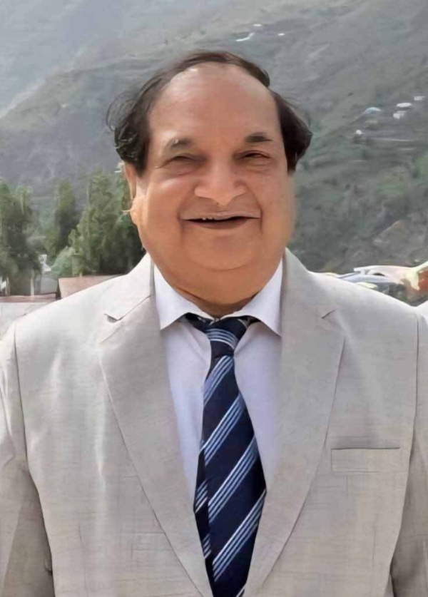 डॉ. राज बहादुर।
